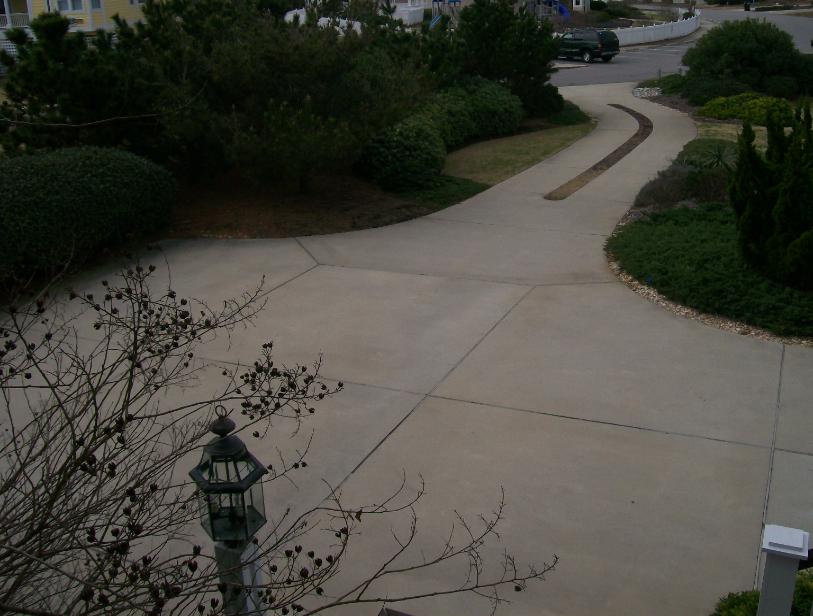 split concrete driveway